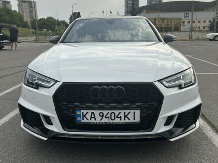 Білий Ауді А4, об'ємом двигуна 2 л та пробігом 170 тис. км за 19500 $, фото 1 на Automoto.ua