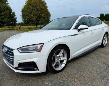 Білий Ауді А4, об'ємом двигуна 2 л та пробігом 67 тис. км за 6502 $, фото 1 на Automoto.ua