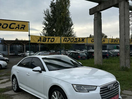 Ауди А4 2018 в Луцке на Automoto.ua Белый Ауди А4, объемом двигателя 2 л и пробегом 156 тыс. км за 20500 $, фото 1 на Automoto.ua