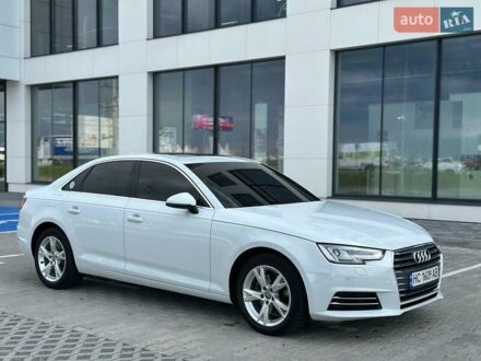 Ауді А4 2018 у Львові на Automoto.ua Білий Ауді А4, об'ємом двигуна 2 л та пробігом 45 тис. км за 25499 $, фото 1 на Automoto.ua