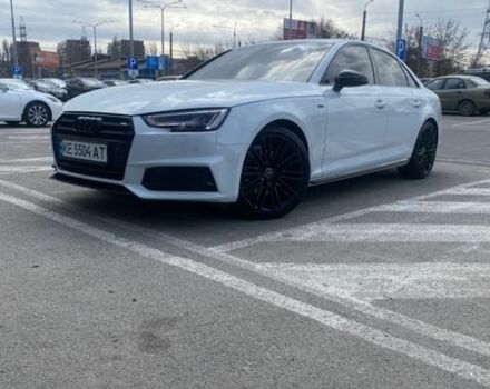 Белый Ауди А4, объемом двигателя 1.98 л и пробегом 179 тыс. км за 18200 $, фото 1 на Automoto.ua