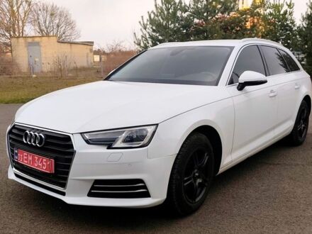 Белый Ауди А4, объемом двигателя 1.4 л и пробегом 209 тыс. км за 18700 $, фото 1 на Automoto.ua