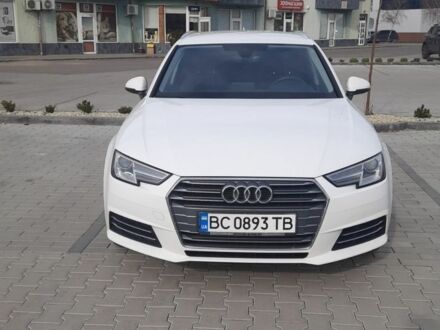 Белый Ауди А4, объемом двигателя 1.97 л и пробегом 350 тыс. км за 13600 $, фото 1 на Automoto.ua