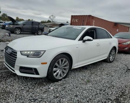 Белый Ауди А4, объемом двигателя 2 л и пробегом 141 тыс. км за 5600 $, фото 1 на Automoto.ua