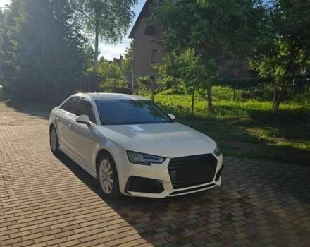 Белый Ауди А4, объемом двигателя 2 л и пробегом 185 тыс. км за 17500 $, фото 1 на Automoto.ua