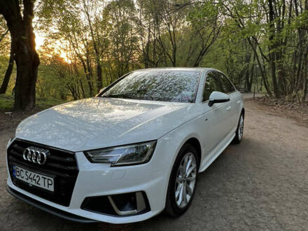Ауди А4 2019 в Львове на Automoto.ua Белый Ауди А4, объемом двигателя 1.98 л и пробегом 53 тыс. км за 19500 $, фото 1 на Automoto.ua