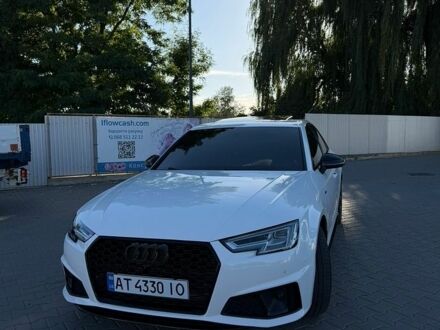 Білий Ауді А4, об'ємом двигуна 2 л та пробігом 110 тис. км за 22695 $, фото 1 на Automoto.ua