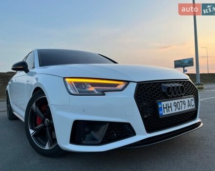 Білий Ауді А4, об'ємом двигуна 1.98 л та пробігом 215 тис. км за 18900 $, фото 1 на Automoto.ua