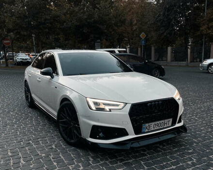 Білий Ауді А4, об'ємом двигуна 2 л та пробігом 79 тис. км за 25400 $, фото 1 на Automoto.ua