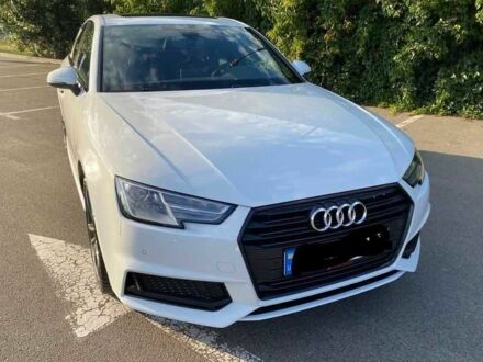 Белый Ауди А4, объемом двигателя 2 л и пробегом 29 тыс. км за 17150 $, фото 1 на Automoto.ua