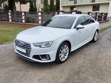 Белый Ауди А4, объемом двигателя 2 л и пробегом 80 тыс. км за 11200 $, фото 1 на Automoto.ua