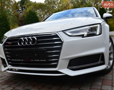 Білий Ауді А4, об'ємом двигуна 2 л та пробігом 50 тис. км за 18150 $, фото 1 на Automoto.ua