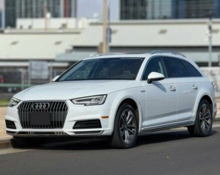 Білий Ауді А4, об'ємом двигуна 2 л та пробігом 37 тис. км за 11000 $, фото 1 на Automoto.ua