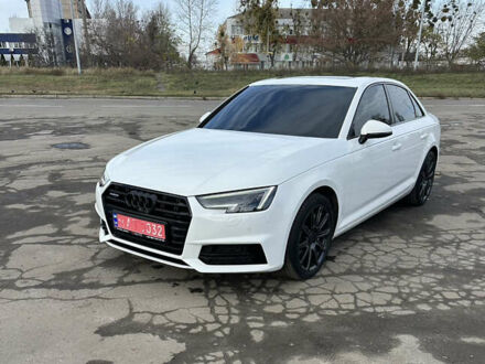Белый Ауди А4, объемом двигателя 1.98 л и пробегом 130 тыс. км за 21500 $, фото 1 на Automoto.ua