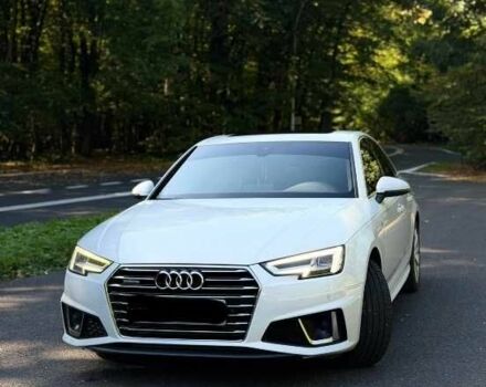 Білий Ауді А4, об'ємом двигуна 2 л та пробігом 69 тис. км за 12840 $, фото 1 на Automoto.ua