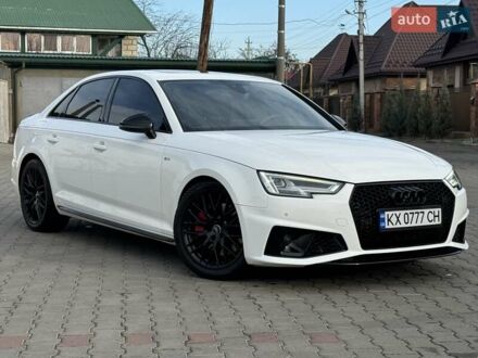 Ауди А4 2019 в Одессе на Automoto.ua Белый Ауди А4, объемом двигателя 1.98 л и пробегом 170 тыс. км за 19999 $, фото 1 на Automoto.ua