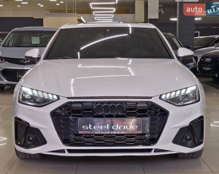 Белый Ауди А4, объемом двигателя 2 л и пробегом 76 тыс. км за 28999 $, фото 1 на Automoto.ua