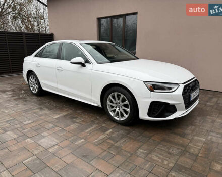 Білий Ауді А4, об'ємом двигуна 1.98 л та пробігом 82 тис. км за 25000 $, фото 1 на Automoto.ua
