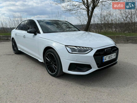 Ауди А4 2020 в Ивано-Франковске на Automoto.ua Белый Ауди А4, объемом двигателя 1.97 л и пробегом 94 тыс. км за 26499 $, фото 1 на Automoto.ua