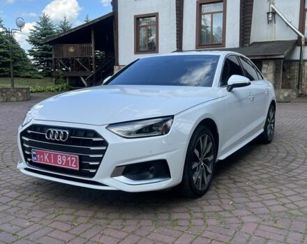 Белый Ауди А4, объемом двигателя 2 л и пробегом 50 тыс. км за 23700 $, фото 1 на Automoto.ua