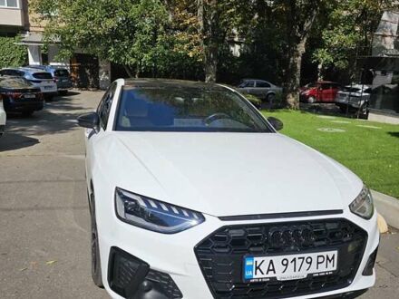Ауди А4 2020 в Киеве на Automoto.ua Белый Ауди А4, объемом двигателя 1.98 л и пробегом 86 тыс. км за 36000 $, фото 1 на Automoto.ua