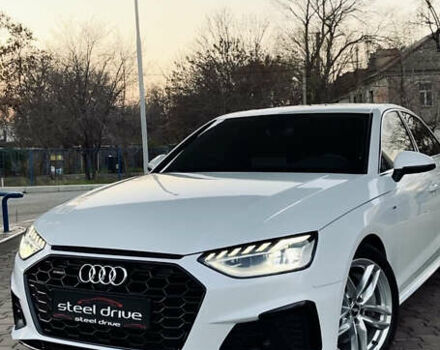 Белый Ауди А4, объемом двигателя 1.98 л и пробегом 40 тыс. км за 29499 $, фото 1 на Automoto.ua