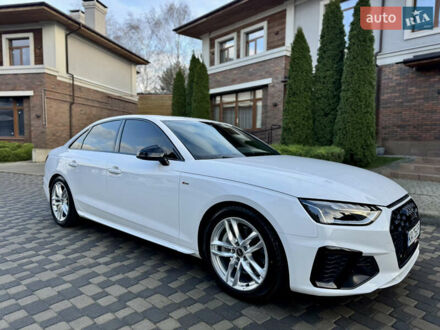 Білий Ауді А4, об'ємом двигуна 1.98 л та пробігом 74 тис. км за 30900 $, фото 1 на Automoto.ua