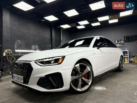 Ауди А4 2024 в Киеве на Automoto.ua Белый Ауди А4, объемом двигателя 1.98 л и пробегом 16 тыс. км за 37900 $, фото 1 на Automoto.ua