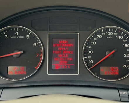 Ауди А4 2003 в Киеве на Automoto.ua Бежевый Ауди А4, объемом двигателя 1.98 л и пробегом 377 тыс. км за 4600 $, фото 19 на Automoto.ua