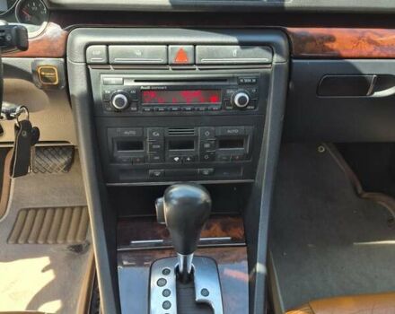 Бежевый Ауди А4, объемом двигателя 2 л и пробегом 237 тыс. км за 7000 $, фото 10 на Automoto.ua