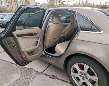 Бежевий Ауді А4, об'ємом двигуна 1.8 л та пробігом 270 тис. км за 8990 $, фото 11 на Automoto.ua