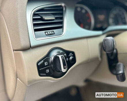 Бежевый Ауди А4, объемом двигателя 2 л и пробегом 242 тыс. км за 10100 $, фото 10 на Automoto.ua