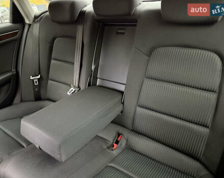 Бежевый Ауди А4, объемом двигателя 1.8 л и пробегом 219 тыс. км за 9499 $, фото 12 на Automoto.ua