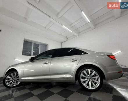 Бежевий Ауді А4, об'ємом двигуна 2 л та пробігом 183 тис. км за 16999 $, фото 19 на Automoto.ua