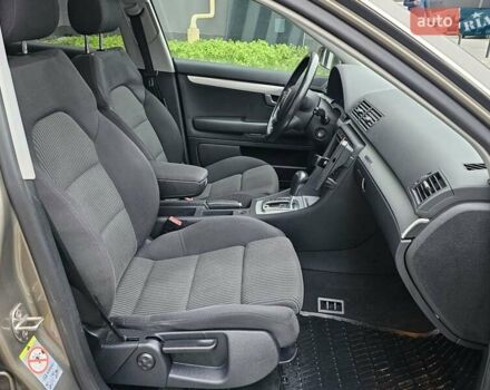 Ауді А4 2007 у Львові на Automoto.ua Бежевий Ауді А4, об'ємом двигуна 2 л та пробігом 234 тис. км за 8290 $, фото 17 на Automoto.ua