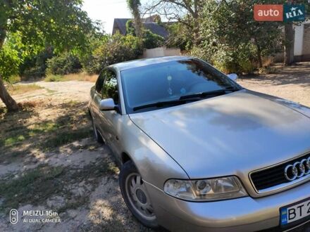 Ауді А4 2000 у Херсоні на Automoto.ua Бежевий Ауді А4, об'ємом двигуна 1.9 л та пробігом 360 тис. км за 4800 $, фото 1 на Automoto.ua