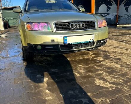 Бежевый Ауди А4, объемом двигателя 2 л и пробегом 455 тыс. км за 5200 $, фото 1 на Automoto.ua