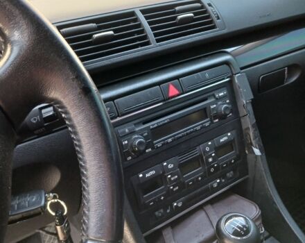 Ауди А4 2001 в Днепре (Днепропетровске) на Automoto.ua Черный Ауди А4, объемом двигателя 2 л и пробегом 320 тыс. км за 4200 $, фото 7 на Automoto.ua