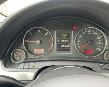 Черный Ауди А4, объемом двигателя 2 л и пробегом 364 тыс. км за 2000 $, фото 4 на Automoto.ua