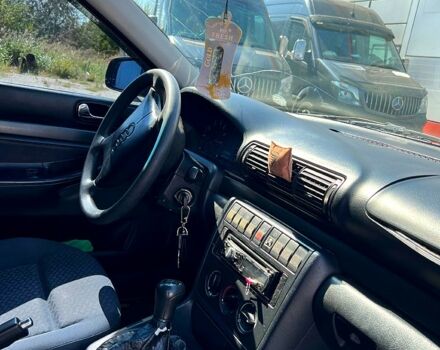 Чорний Ауді А4, об'ємом двигуна 1.6 л та пробігом 270 тис. км за 3700 $, фото 7 на Automoto.ua