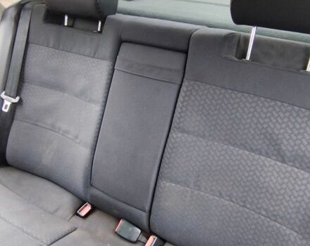 Чорний Ауді А4, об'ємом двигуна 1.8 л та пробігом 300 тис. км за 1200 $, фото 5 на Automoto.ua