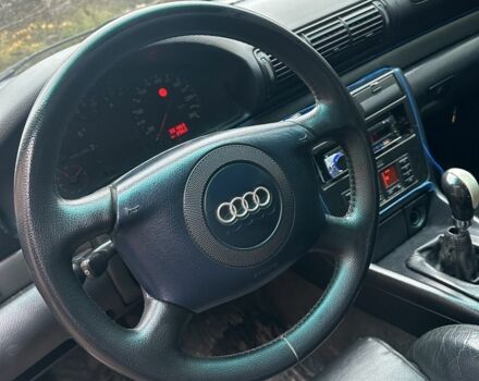 Черный Ауди А4, объемом двигателя 1.8 л и пробегом 350 тыс. км за 2550 $, фото 10 на Automoto.ua