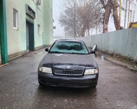 Черный Ауди А4, объемом двигателя 1.8 л и пробегом 250 тыс. км за 950 $, фото 4 на Automoto.ua