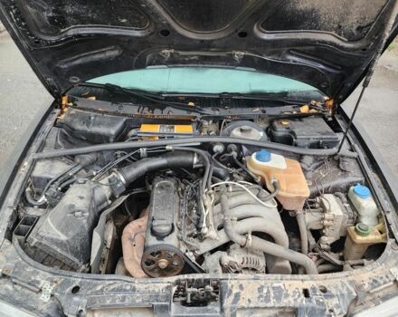 Черный Ауди А4, объемом двигателя 1.8 л и пробегом 250 тыс. км за 950 $, фото 7 на Automoto.ua