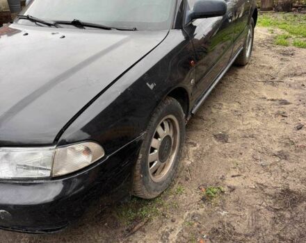 Черный Ауди А4, объемом двигателя 1.6 л и пробегом 250 тыс. км за 1500 $, фото 1 на Automoto.ua