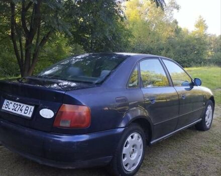 Черный Ауди А4, объемом двигателя 1.8 л и пробегом 250 тыс. км за 1500 $, фото 6 на Automoto.ua