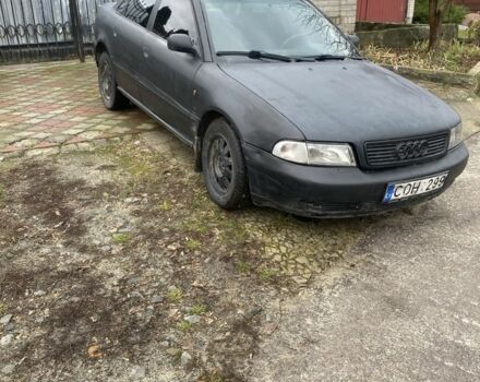 Чорний Ауді А4, об'ємом двигуна 1 л та пробігом 250 тис. км за 1100 $, фото 1 на Automoto.ua