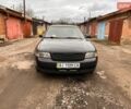 Черный Ауди А4, объемом двигателя 1.6 л и пробегом 422 тыс. км за 2700 $, фото 1 на Automoto.ua