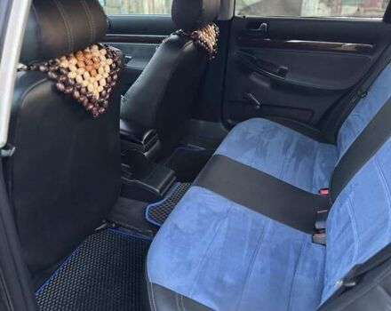 Чорний Ауді А4, об'ємом двигуна 1.9 л та пробігом 257 тис. км за 3750 $, фото 2 на Automoto.ua