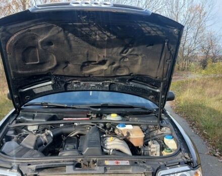 Черный Ауди А4, объемом двигателя 1.6 л и пробегом 276 тыс. км за 3500 $, фото 12 на Automoto.ua